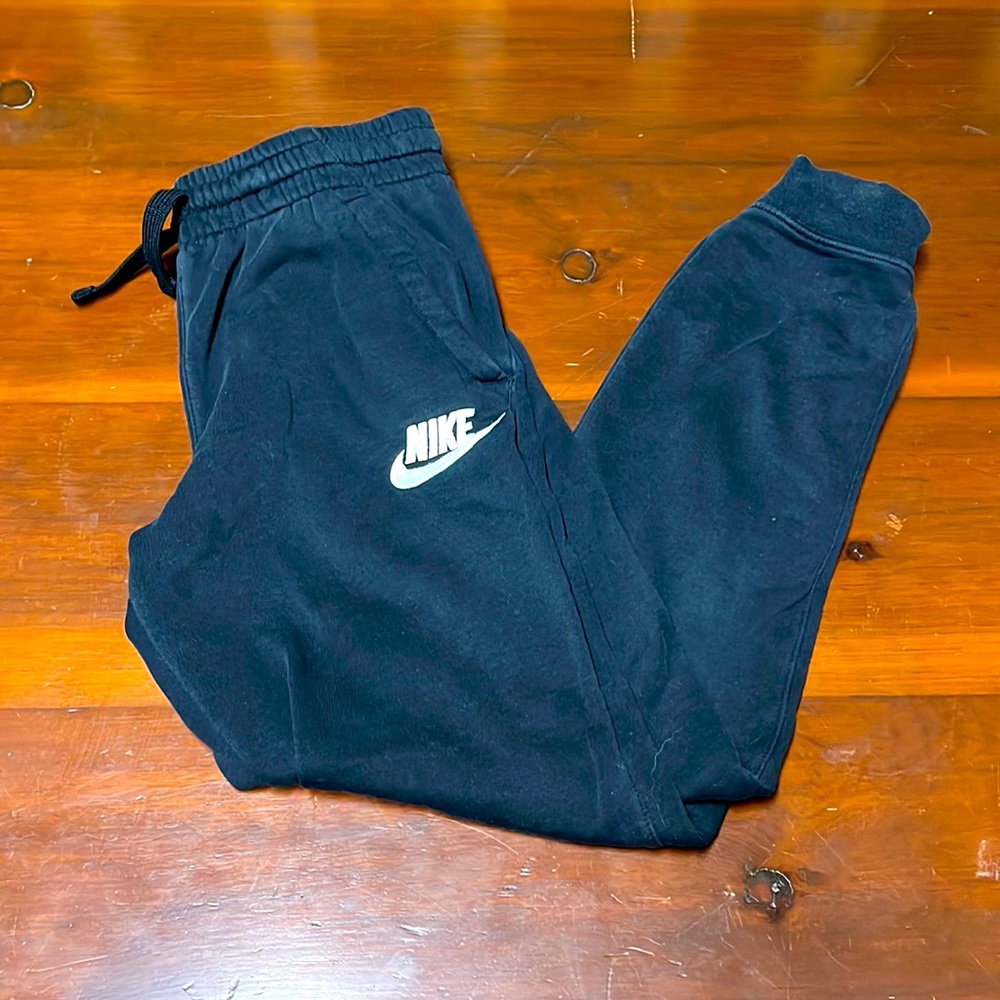 Unisex Black Nike Sweatpants Size Medium.